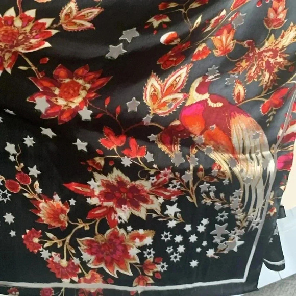 Nanette Lepore 100% silk scarf, dark gray with floral and bird print - Picture 3 of 8